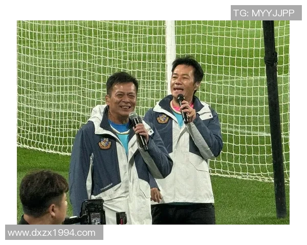 香港明星足球队赛后冲突引发热议球员间争执升级成打斗事件 香港明星足球队赛后冲突引发热议球员间争执升级成打斗事件