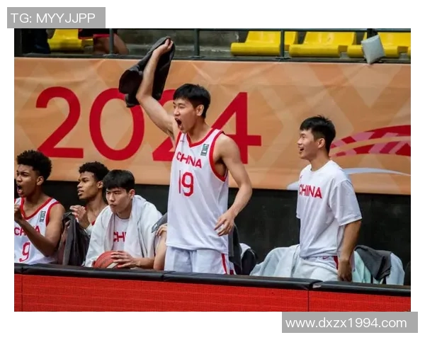 中国男篮迎战卡塔尔全力争胜展现实力与团队精神 中国男篮迎战卡塔尔全力争胜展现实力与团队精神